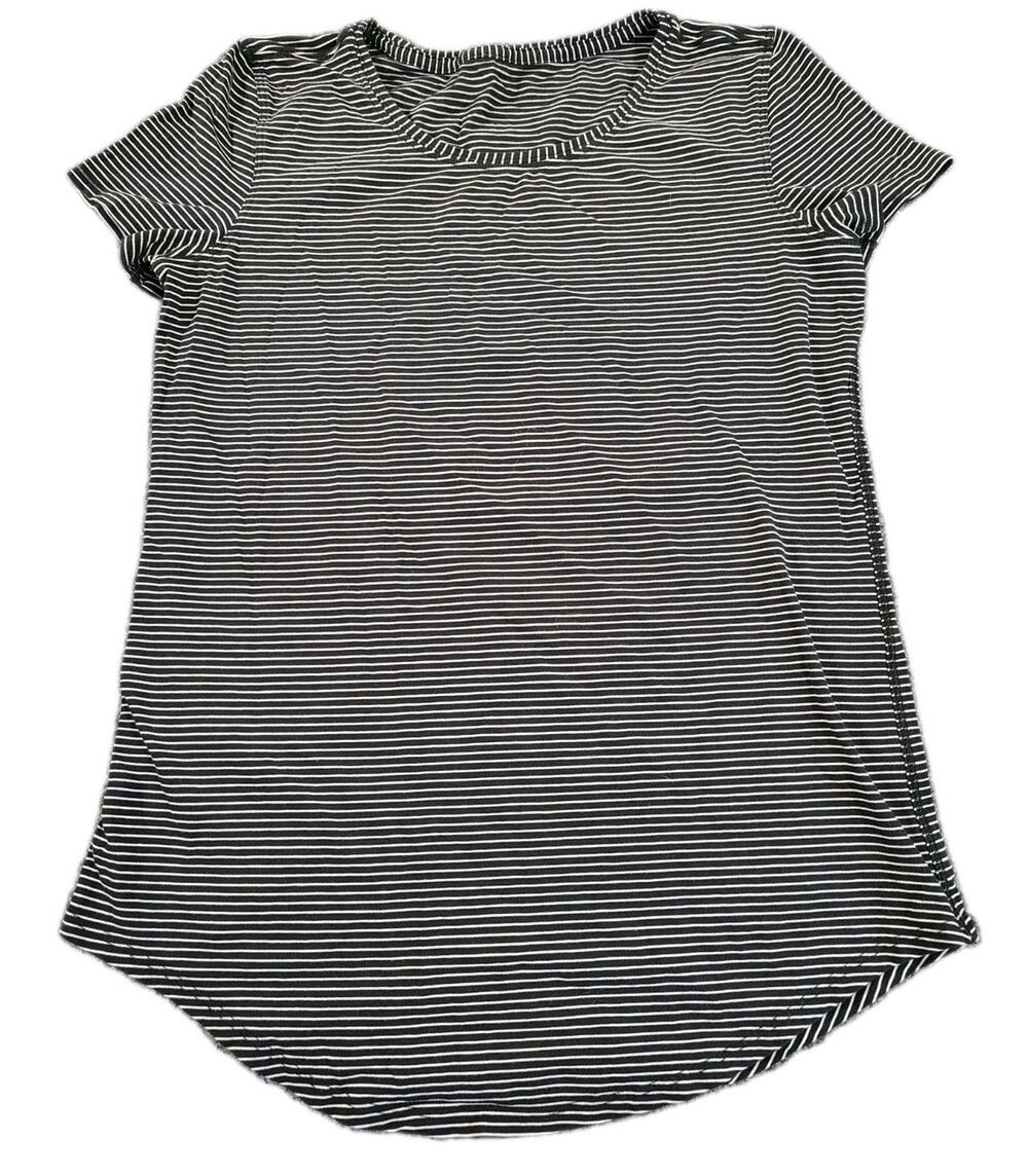 Lululemon Love Crew III Shirt Women's 6 Black White Striped Stretch Classic EUC